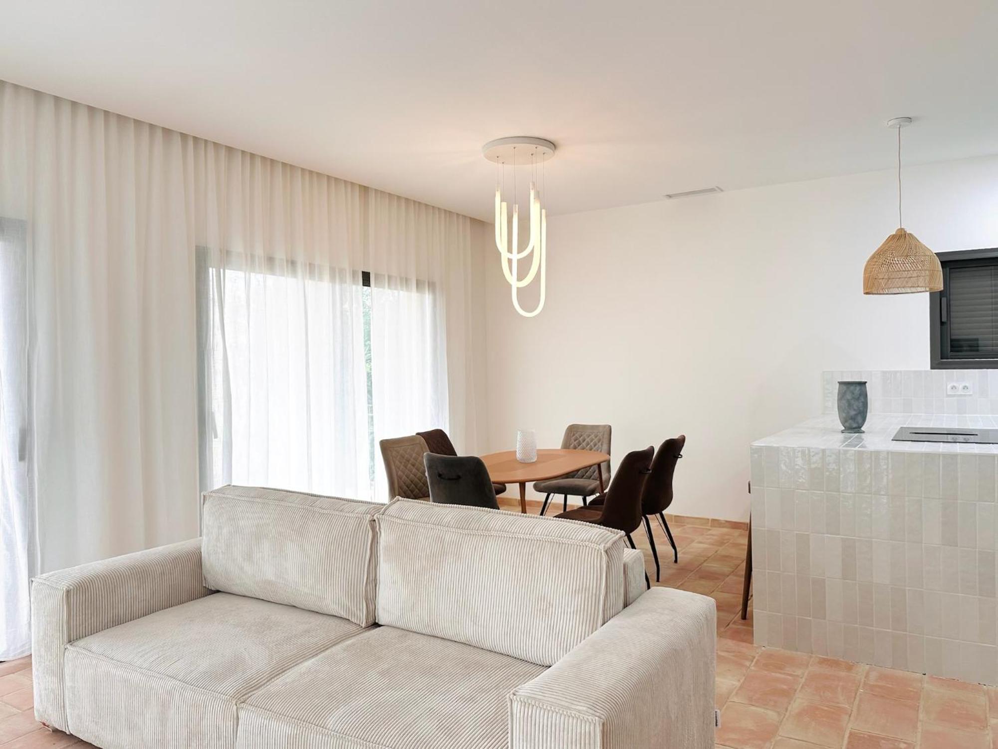 Villa Familiale Avec Piscine Hyper Centre วัลราส์-ปลาจ ภายนอก รูปภาพ