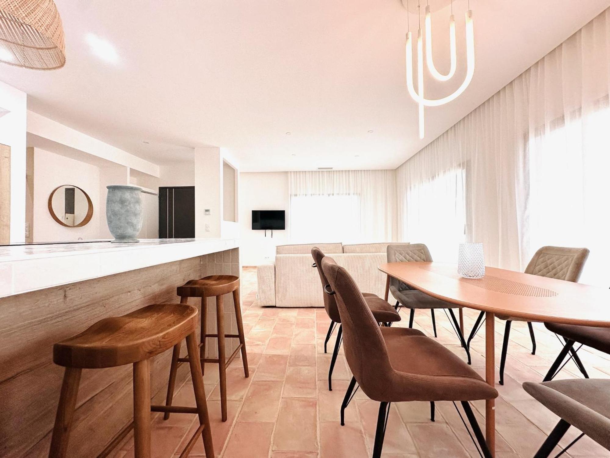 Villa Familiale Avec Piscine Hyper Centre วัลราส์-ปลาจ ภายนอก รูปภาพ