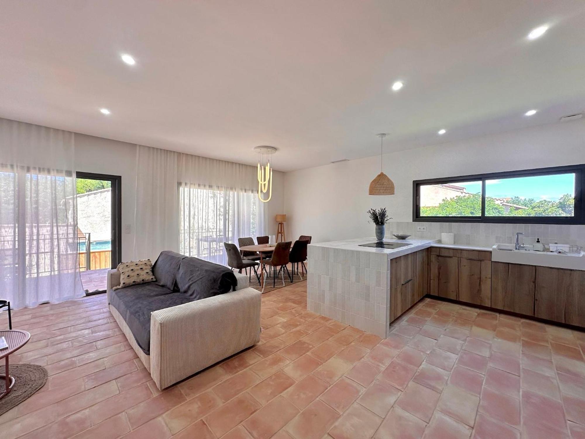 Villa Familiale Avec Piscine Hyper Centre วัลราส์-ปลาจ ภายนอก รูปภาพ