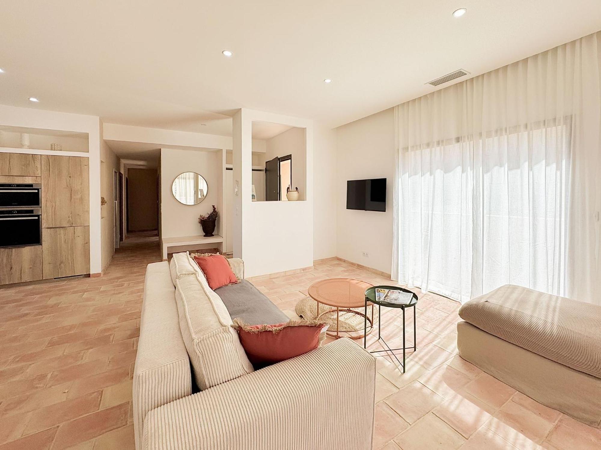 Villa Familiale Avec Piscine Hyper Centre วัลราส์-ปลาจ ภายนอก รูปภาพ